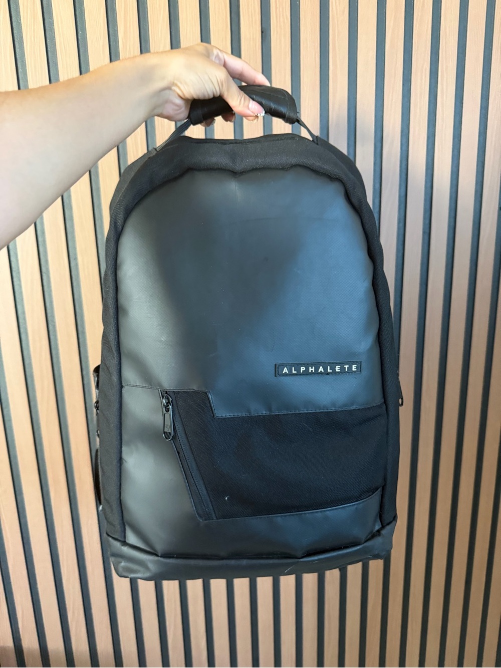 Alphalete Black Men's Sleek Front-Zip Backpack